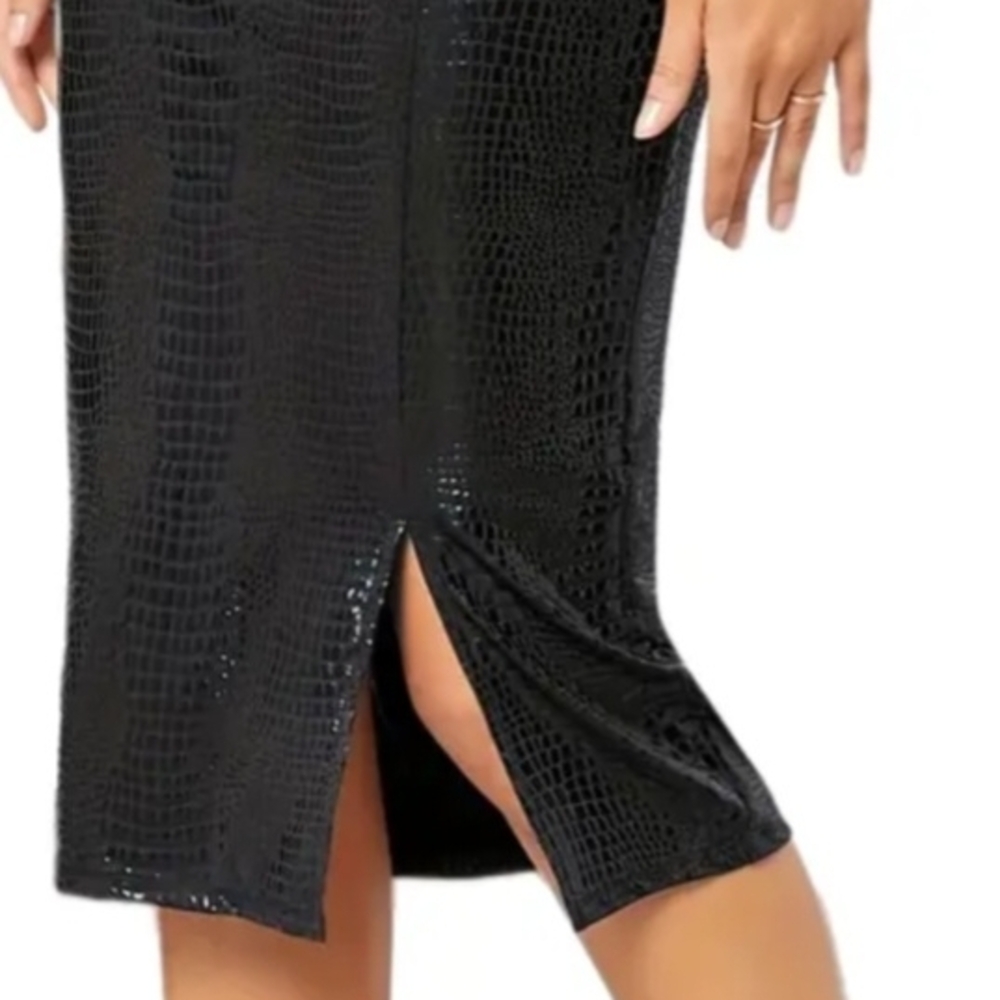 Black Textured Midi Skirt with Front Slit